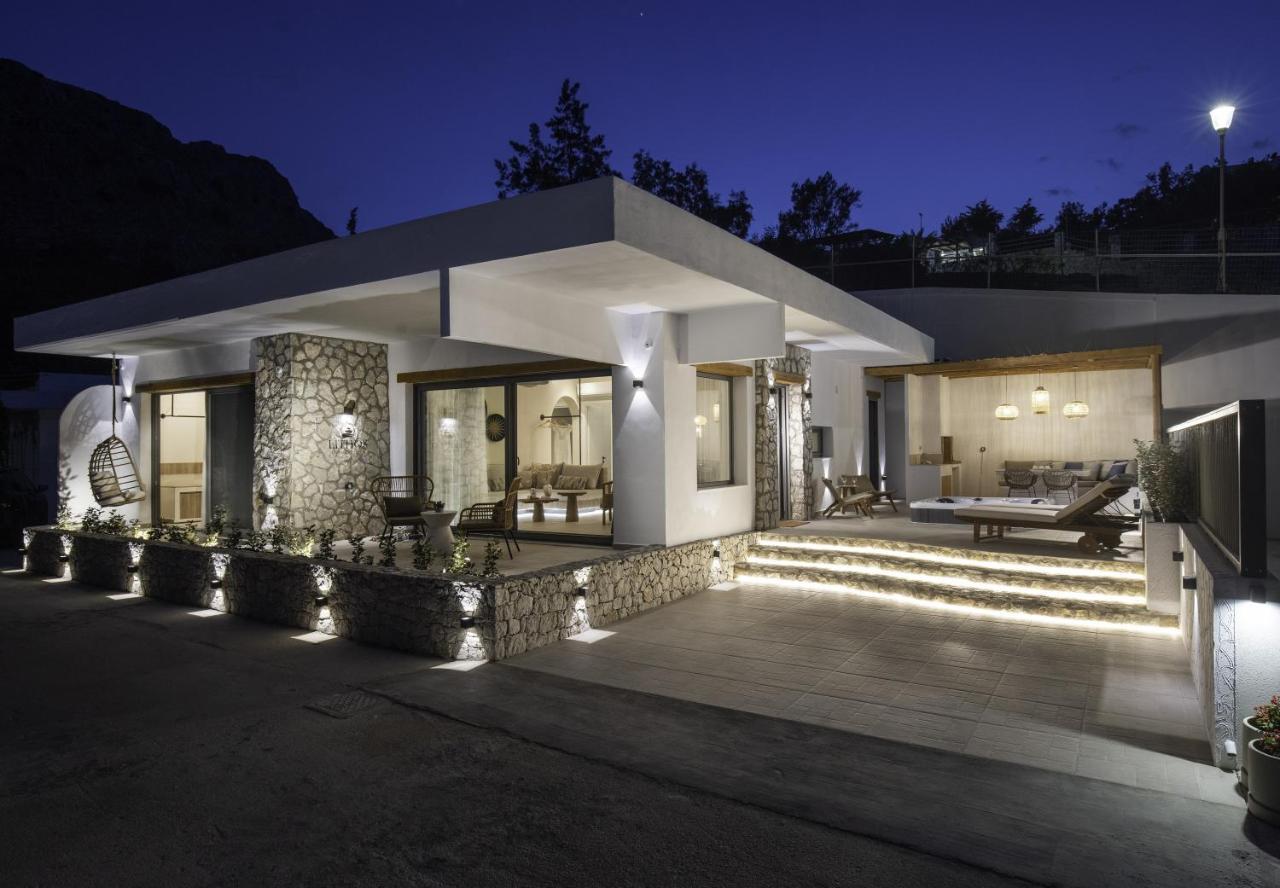 Lithos Luxury Villa Archangelos  Buitenkant foto